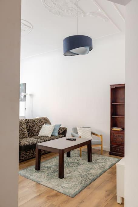 Apartament Rozeta Centrum 6Os Legnica Dış mekan fotoğraf